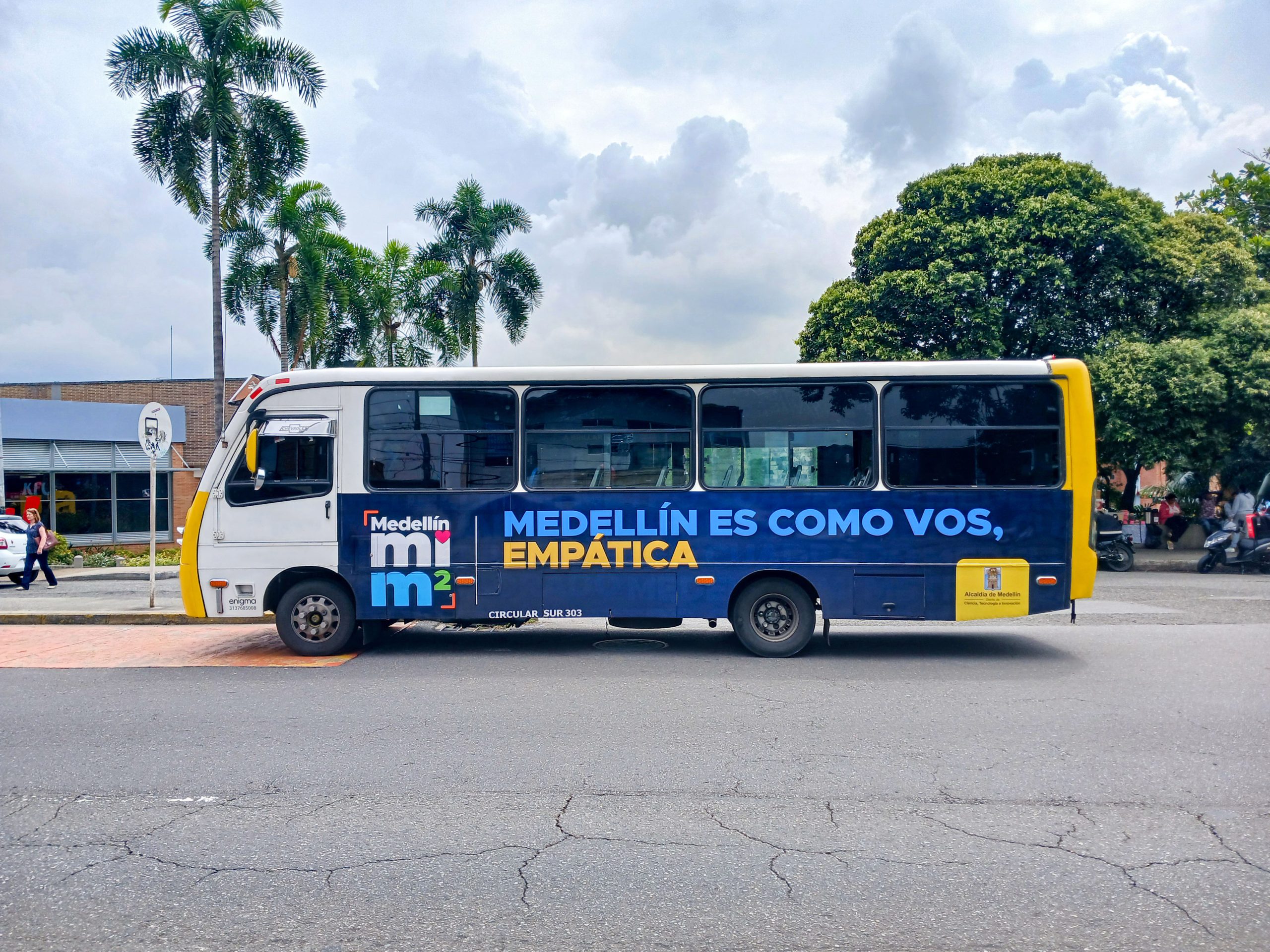 publicidad en buses